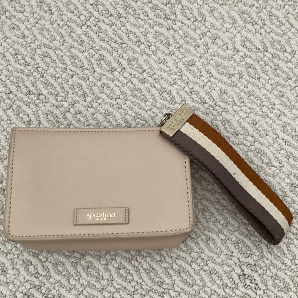 Fantastic Spartina 449 wristlet beige leather